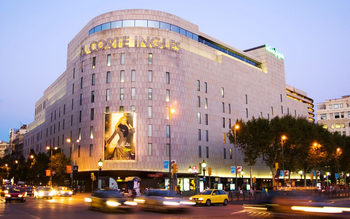 El Corte Inglés: Bordados con Estilo