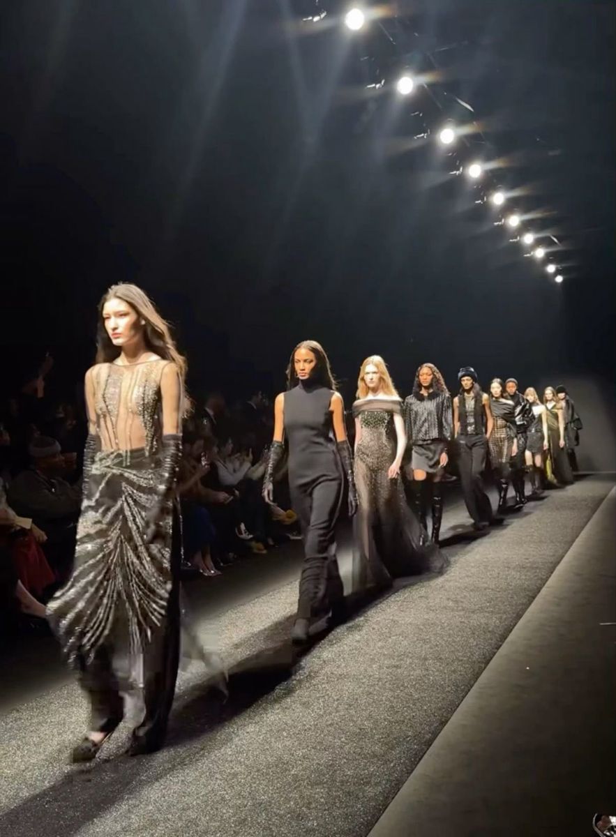 Yours Clothing: Runway-Inspired Fashion Picks