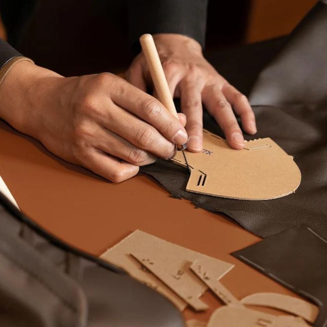 Jomashop: Where Luxury Meets Customization