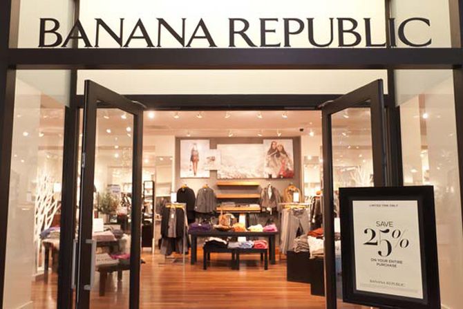 Banana Republic: Light Linen Looks for Summer