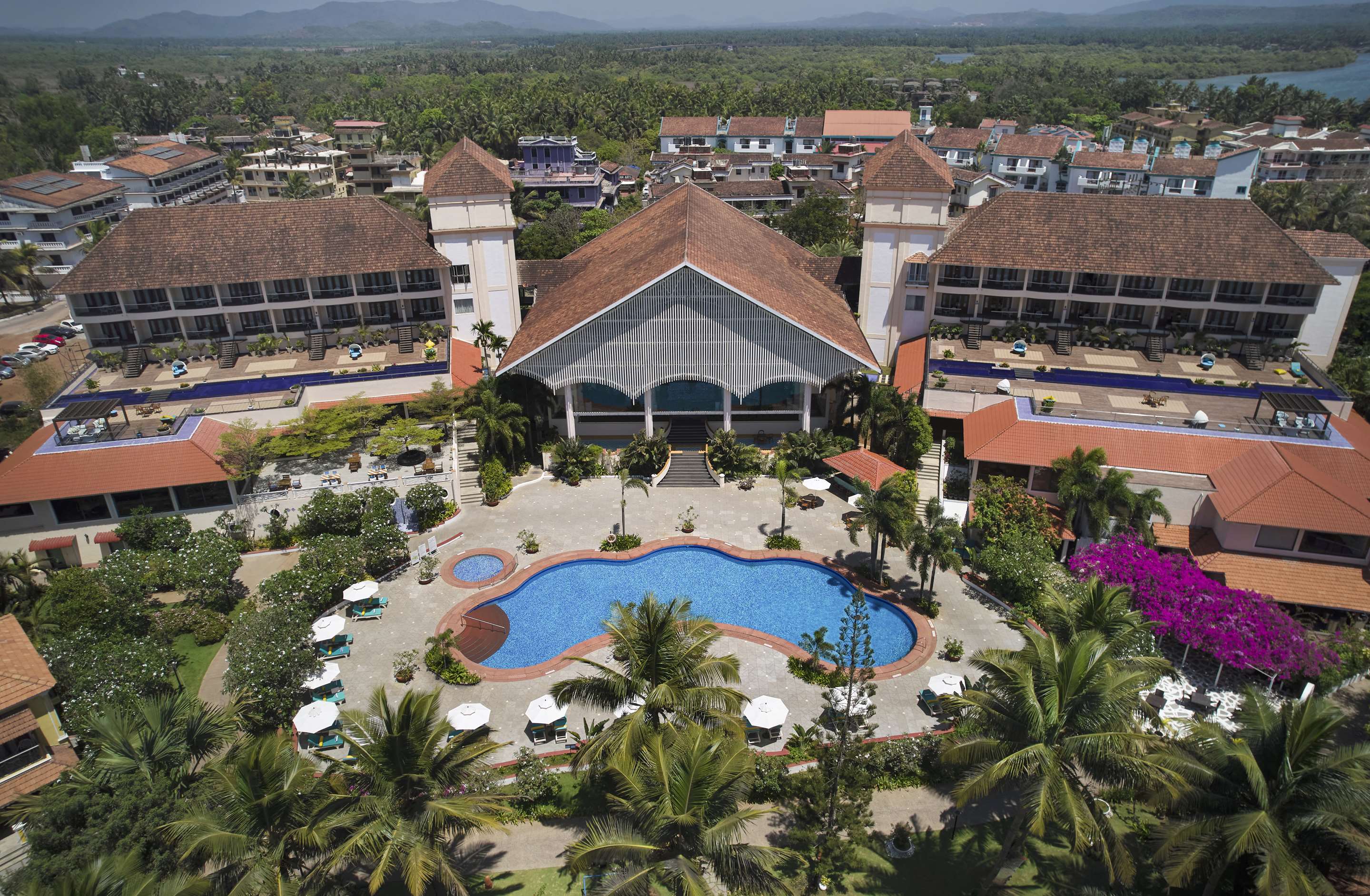 Radisson Hotel: Modernizing Your Stay