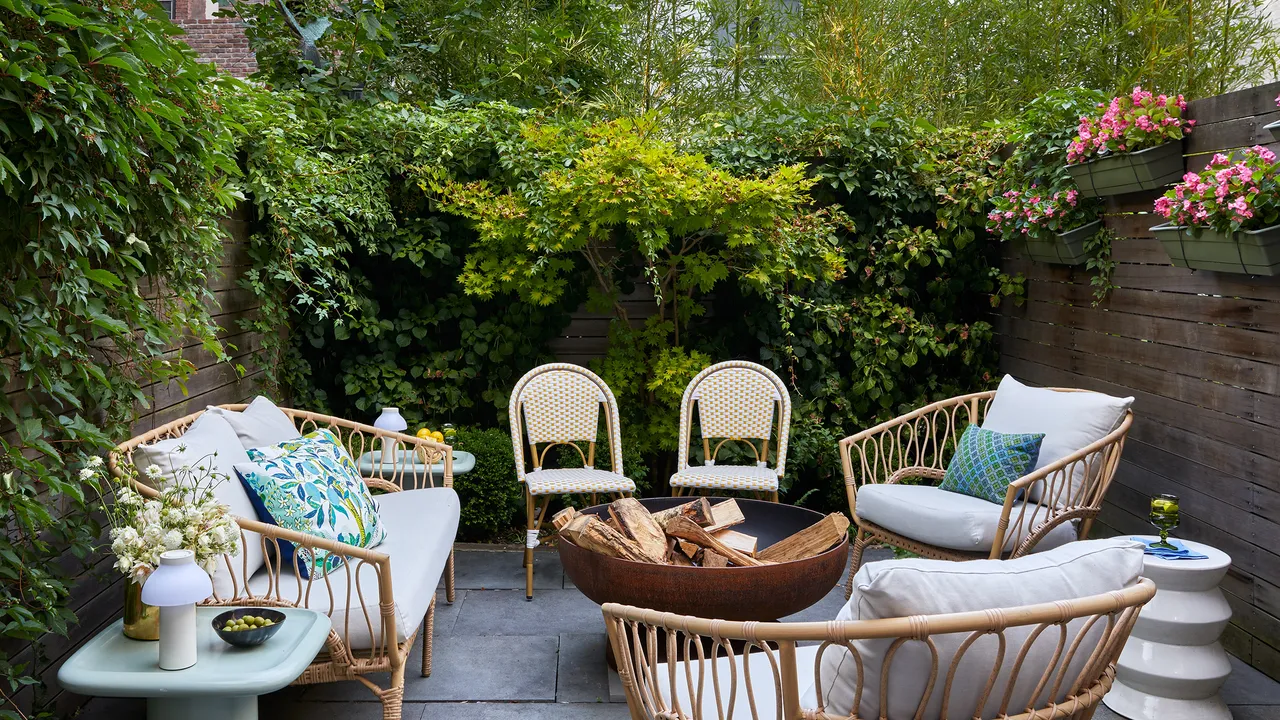 C&C Garden Décor: Style Your Outdoor Space Today